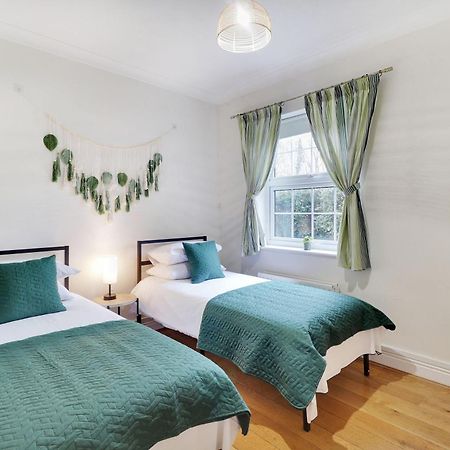 Perfect Home In Central Tunbridge Wells, Sleeps 10 外观 照片