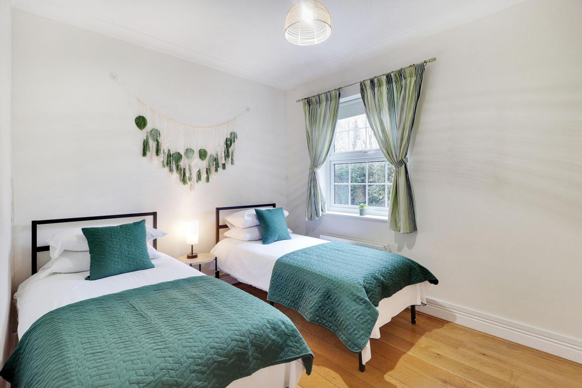 Perfect Home In Central Tunbridge Wells, Sleeps 10 外观 照片